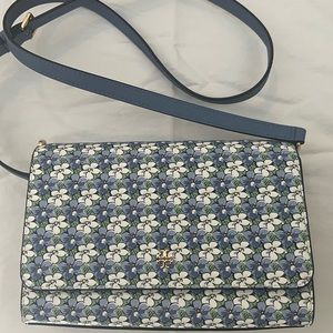 NWOT Tory Burch Blue Flower Crossbody